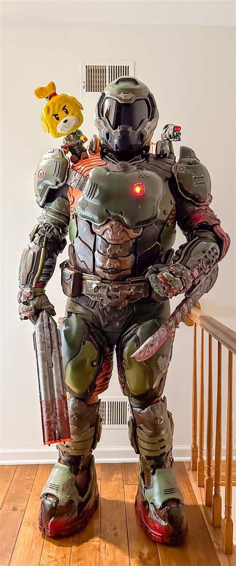 Doomslayer cosplay by dcwbuilds : r/Doom