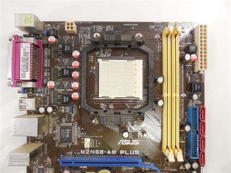 Материнская плата ASUS M2N68-AM PLUS