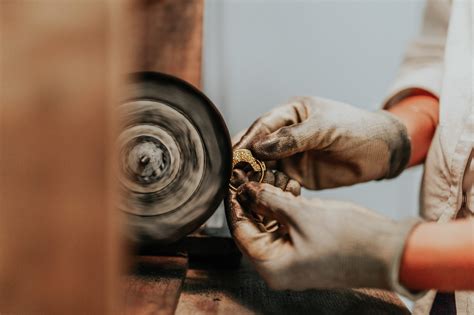 La Fabrication D Un Bijou Tape Par Tape Apprendre La Bijouterie