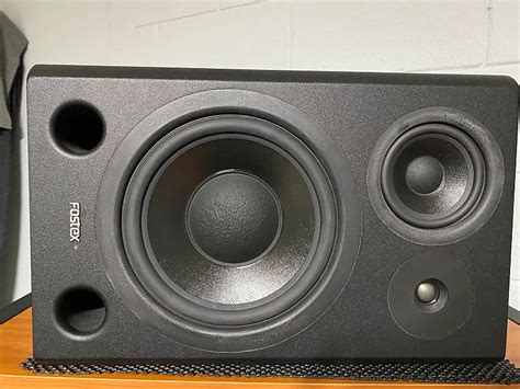 Fostex Pm Way Powered Studio Monitor Speakers Pair