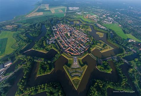 Naarden (AP) | Special Information | Netherlands | Geography im Austria ...