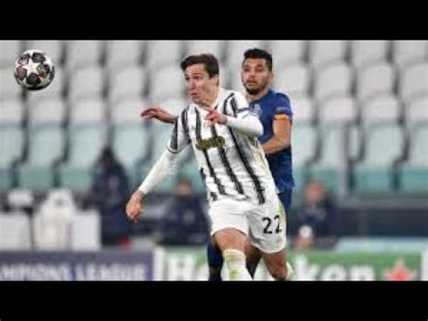 Juventus Porto Eliminati Da Goal Sotto La Barriera Ronaldo Out