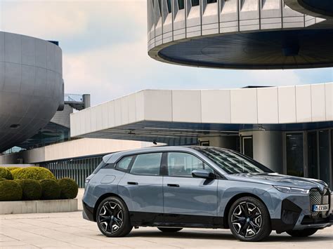 2022 BMW iX: 49 Exterior Photos | U.S. News