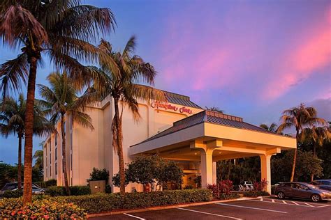 Hampton Inn Central Naples 84 ̶1̶0̶7̶ Updated 2020 Prices And Hotel