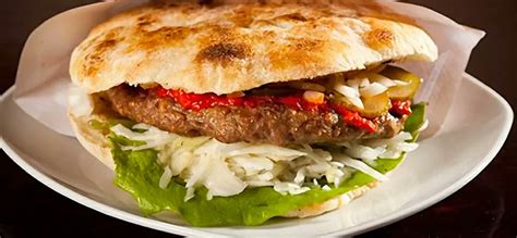 Pljeskavica Balkan Burger Continents U