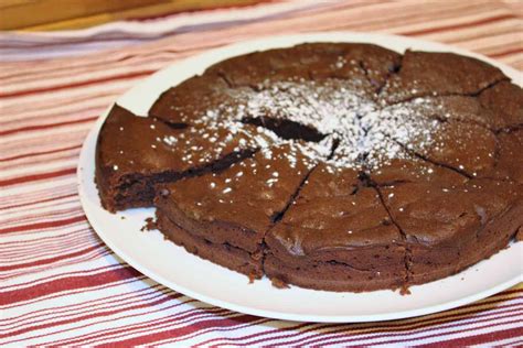 Gâteau fondant au chocolat facile Recettes24