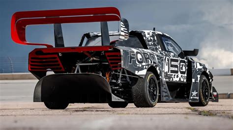 Ford F 150 Lightning Supertruck To Take On Pikes Peak 2024