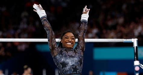 Volvió la Reina Simone Biles brinda un espectáculo en su regreso a