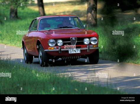 Car Alfa Romeo Gt Veloce Bertone Vintage Car Model Year