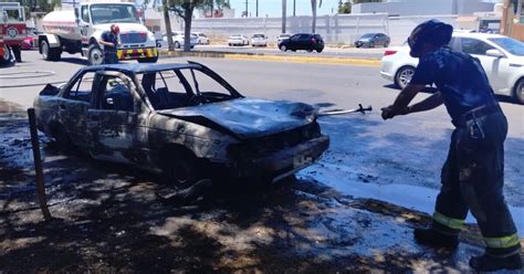 Pérdidas Materiales Deja Incendio De Vehículo Al Norte De Culiacán Línea Directa