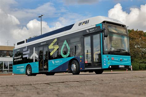 Toyota Completes Test For Long Distance Hydrogen Bus With Fuel Cell