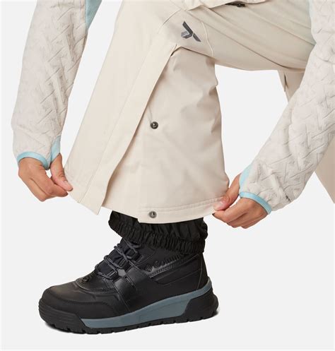 ski outfit rental 10