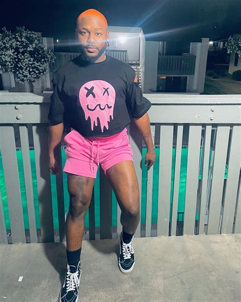 Top 10 Best Gay Black OnlyFans Accounts to Follow | fanscribers.com