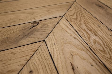 Parquet en chêne contrecollé Point de Hongrie Opéra Leroy Merlin