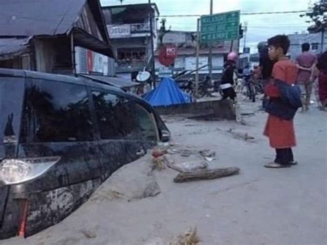 Banjir Bandang Masamba Luwu Utara Telan Korban Jiwa Tagar