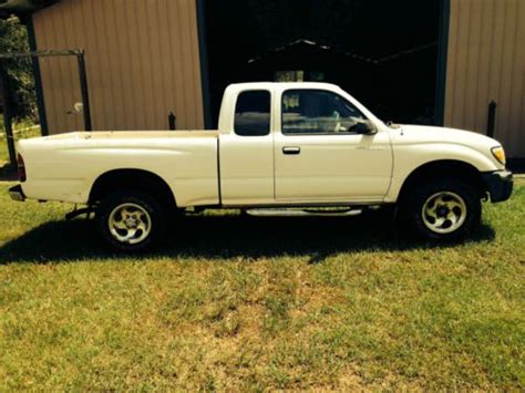 Buy Used 2000 Toyota Tacoma SR5 Extended Cab Pickup 2 Door 3 4L In