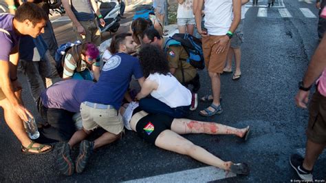 Six Stabbed At Jerusalem Gay Parade DW