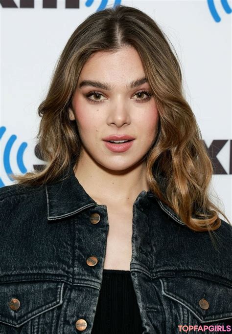 Hailee Steinfeld Nude Onlyfans Leaked Photo Topfapgirls