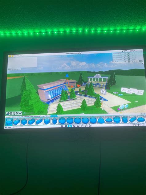 Brand New Park Entrance : r/ThemeParkTycoon2