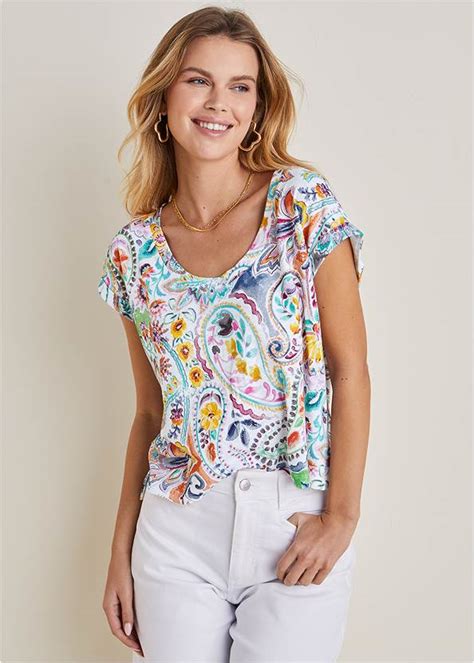 Scoop Neck Tee In Fiesta Floral Venus