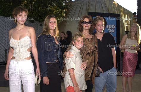 Susan Sarandon and family – Stock Editorial Photo © s_bukley #17918353