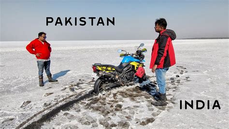 White Desert Rann Of Kutch India Pakistan Ki Love Story Dholavira