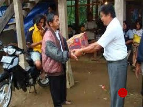 Kumasuk Ruang Maha Kudus Lirik 9