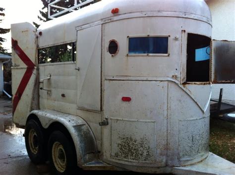 Discuss Restoring An Older Horse Trailer At The Off Topic Forum