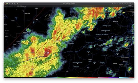 DicksonSevereWx on Twitter: "Heads up Dickson County! First tornado ...