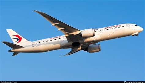 B K China Eastern Yunnan Airlines Boeing Dreamliner Photo By