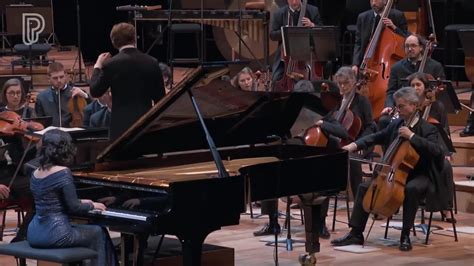 Khatia Buniatishvili Tchaikovsky Piano Concerto No 1 - Op 23