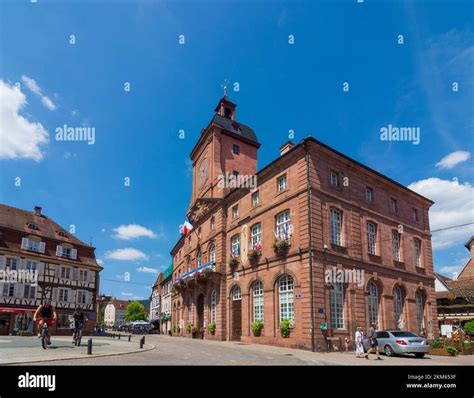 Wissembourg Wei Enburg Rathaus Altstadt Elsass Bas Rhin