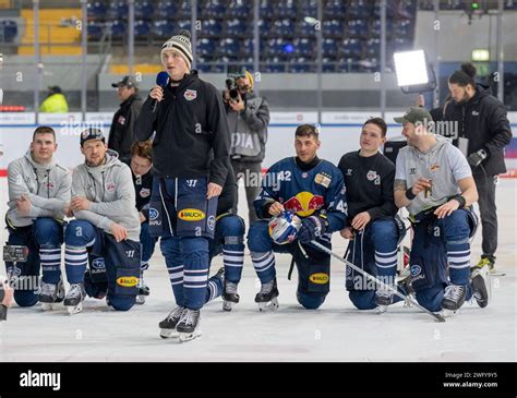 Muenchen Deutschland St Feb Thomas Heigl Ehc Red Bull