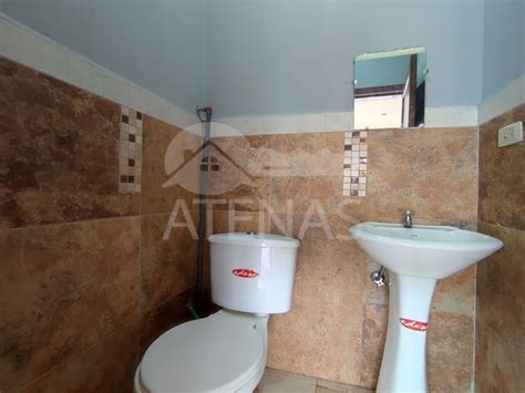 Arriendo Local En San Sebasti N Cuenca L Icasas Ec