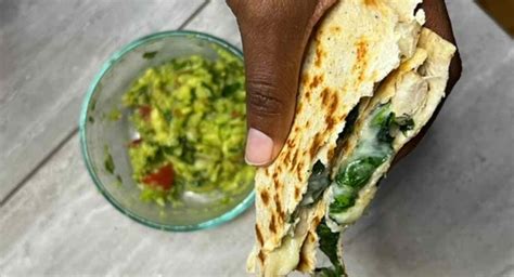 Chicken and spinach quesadilla recipe • Views From Here