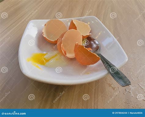 Egg Shell Of Soft Boil Egg Stock Photo Image Of Boiled 297804244