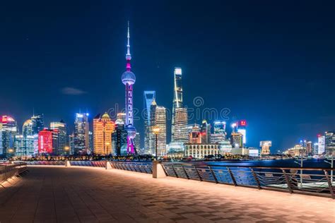 Night view at Shanghai editorial photography. Image of famous - 239667532