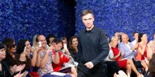 PHOTOS Raf Simons fait défiler Dior une première vue de Twitter