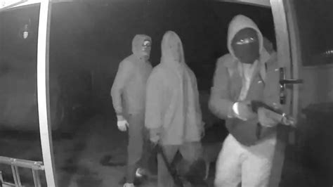 Three Men Are Attempting To Break Into A Lithgow Home In November 2022 Abc News