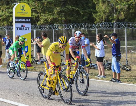 Giro E Tour Tadej Pogacar Il Fenomeno Del Ciclismo