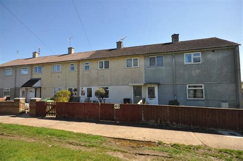 Penhill Drive Swindon Wiltshire Sn2 2 Bed Terraced House For Sale