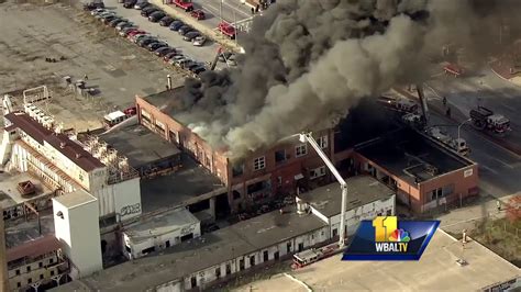 Video Vacant Warehouse On Fire In Southeast Baltimore Youtube