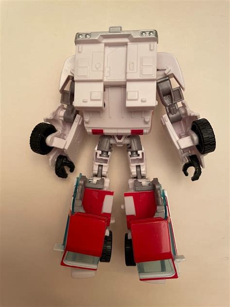 Autobot Ratchet Transformers Prime Rid Deluxe Complete 4581470456