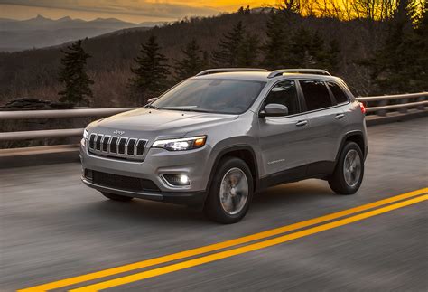 2019 Jeep Cherokee first look