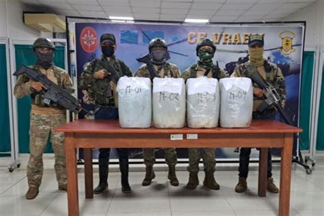 Pnp Decomisa M S De Una Tonelada De Droga En Amazonas Y Ayacucho