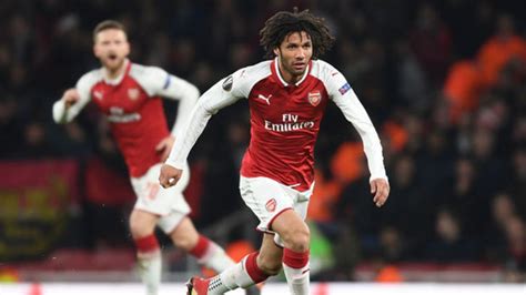 Arsenal Star Mohamed Elneny Pens New Long Term Contract At Emirates