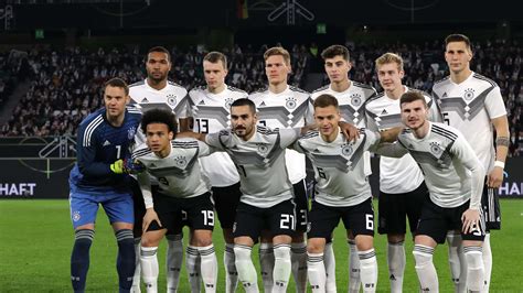 schrubben Geld Klatsch fußball nationalmannschaft frankfurt Reisetasche