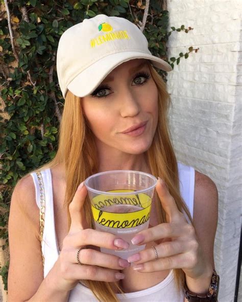 Hot Redhead Evan Pics Barnorama