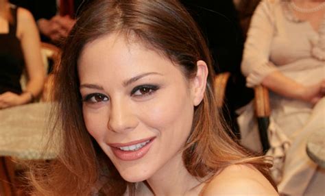 Naike Rivelli Totalmente Nuda E Lo Specchio Svela Il Dettaglio Hot