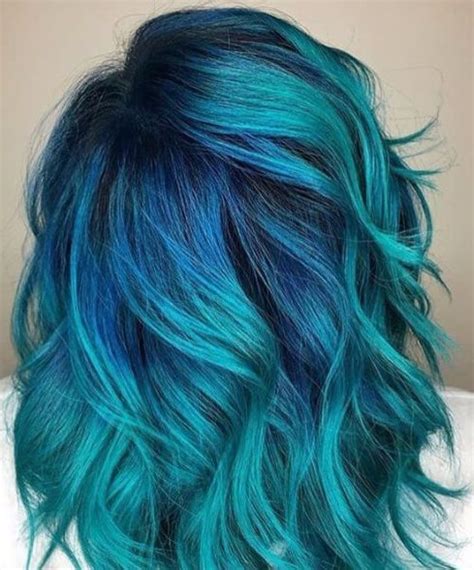 50 Refrescantes Ideas Para El Color Del Pelo Verde Azulado Largo Peinados